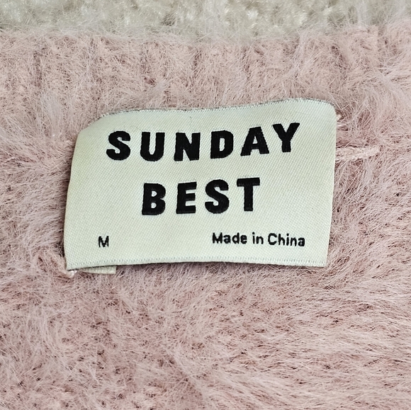 Aritzia Sunday Best Kitten Sweater Size M blush pink - Picture 2 of 4